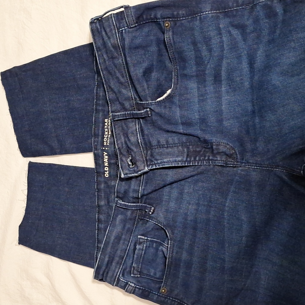 Womens Old Navy Rockstar Jeans Built in sculpt/Definition Stretch